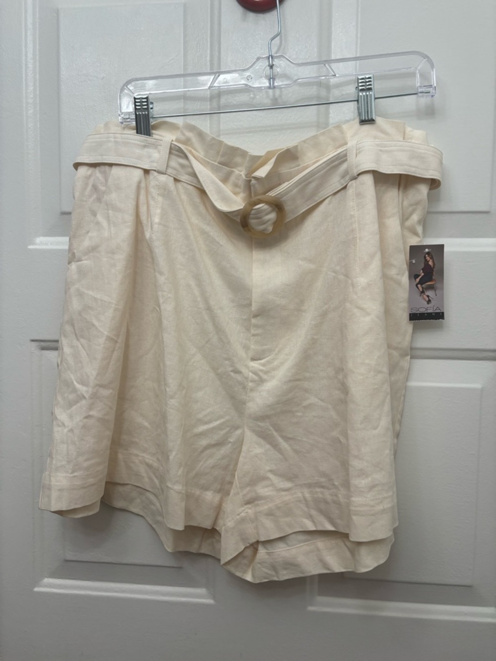 sofia by sofia vergara Cream High-Waist Belted Paperbag Shorts